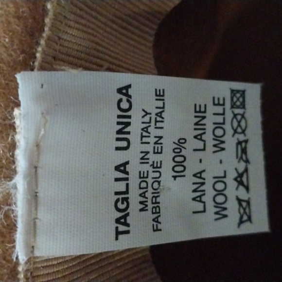 Hat - Picture 4 of 4